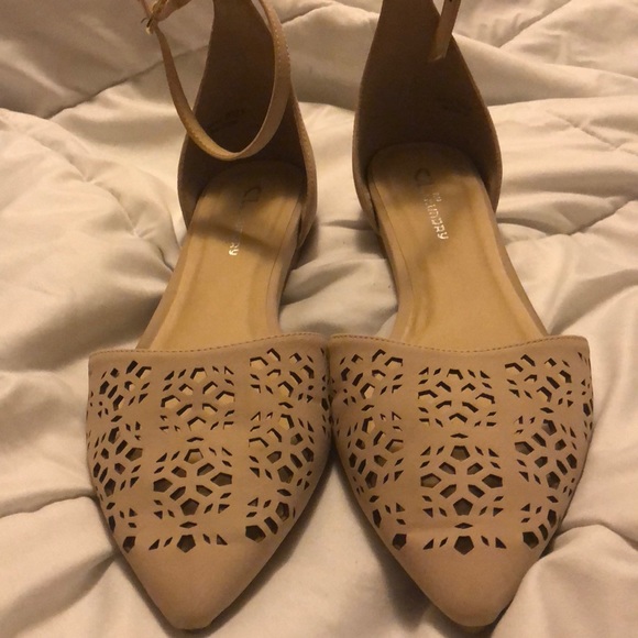 Nude, pointed, flats from JC Penny. Size 11. - Picture 1 of 2